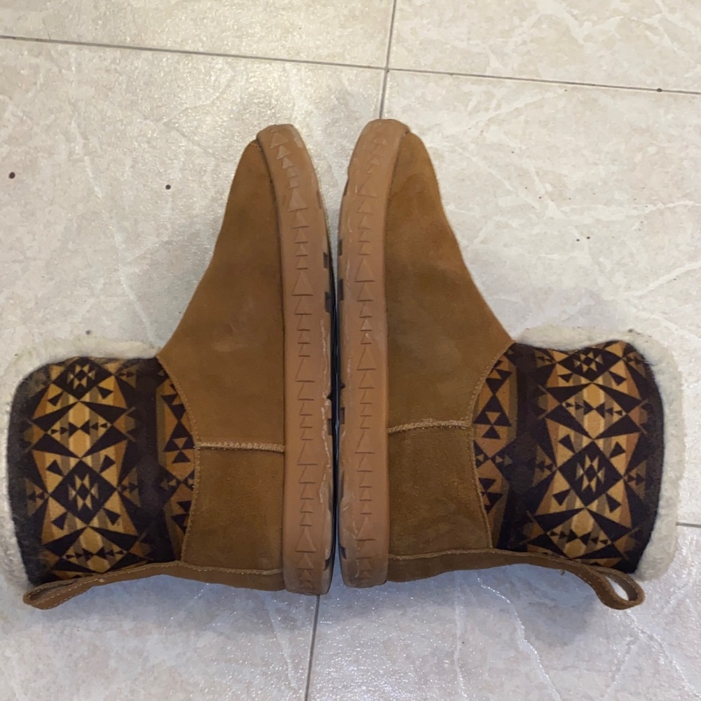 Pendleton Tan Shearling-Lined Winter Boots - image 6